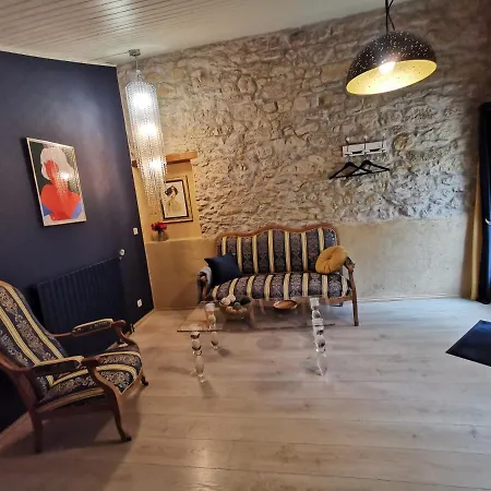 La Borde Bed & Breakfast Plavilla