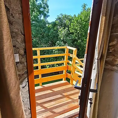 La Borde Nocleg ze śniadaniem Plavilla